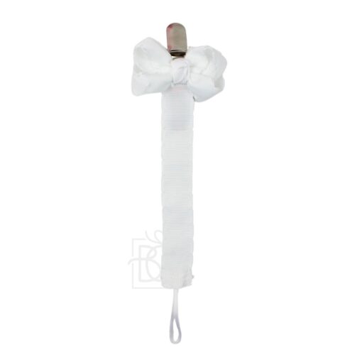 Light Pink w/ White Crochet Edge Pacifier Clip | Beyond Creation
