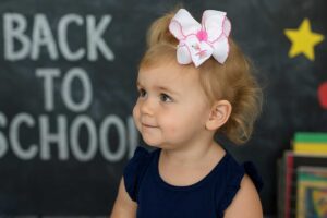 15 Adorable Back to School Hairstyles Using Hair Bows